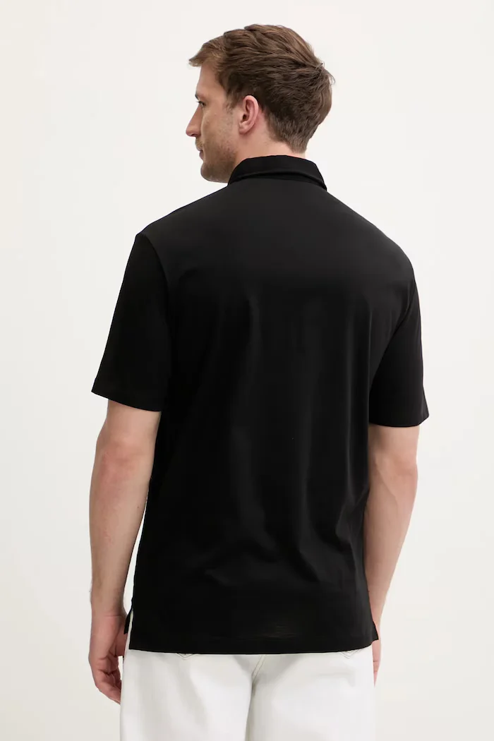 ARMANI EXCHANGE Памучна тениска с яка в черно с изчистен дизайн XM002232 AF10364