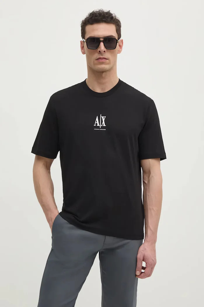 ARMANI EXCHANGE Памучна тениска в черно с апликация XM000363 AF12308
