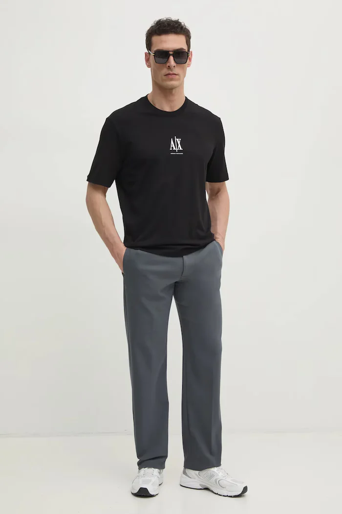 ARMANI EXCHANGE Памучна тениска в черно с апликация XM000363 AF12308