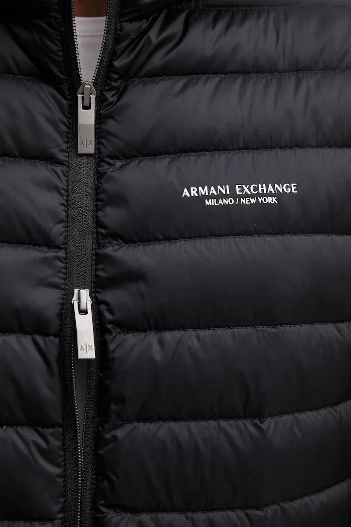 ARMANI EXCHANGE Пухено яке в черно преходен модел XM001577 AF16927