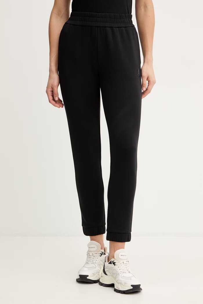 ARMANI EXCHANGE Спортен панталон в черно с апликация XW002210 AF21298