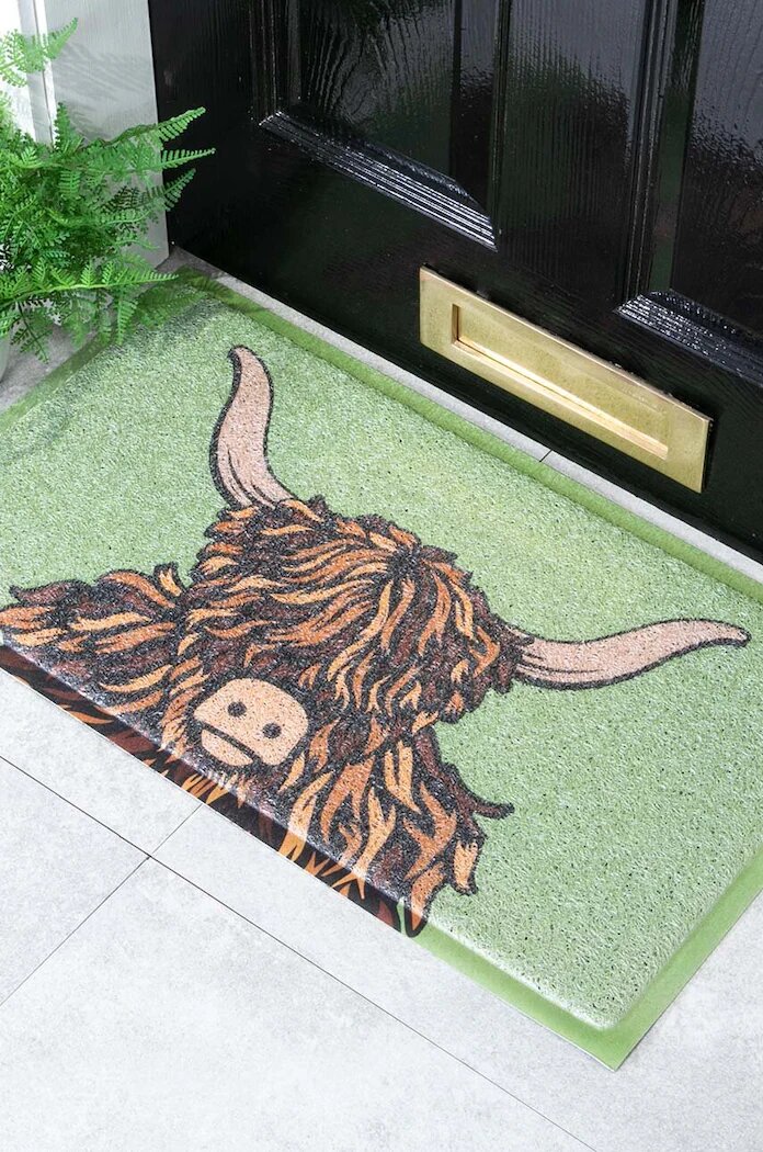 Artsy Doormats Изтривалка Highland Cow Door