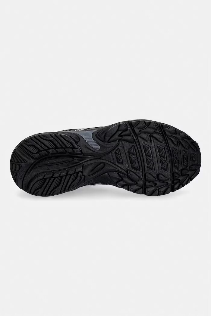 Asics Маратонки GEL-VENTX в черно 1203B040.001