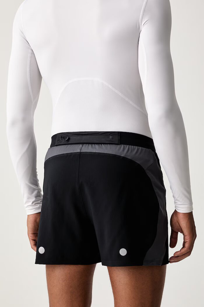 Asics спортен къс панталон мъжки ROAD 5IN SHORT черен със стандартна талия 2011D247.001