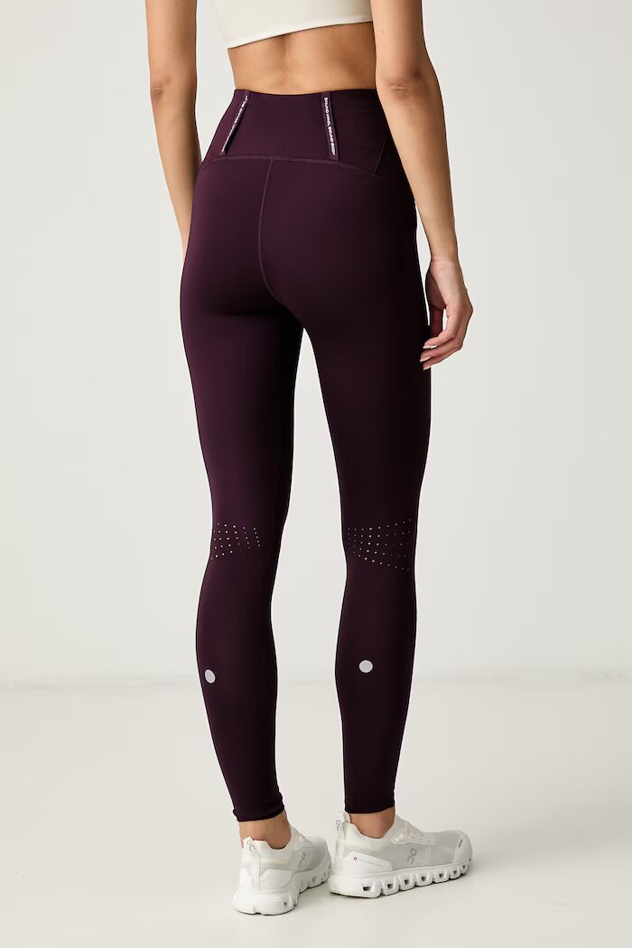Asics спортен клин дамски ROAD HIGH WAIST TIGHT виолетов със стандартна талия 2012C968.500