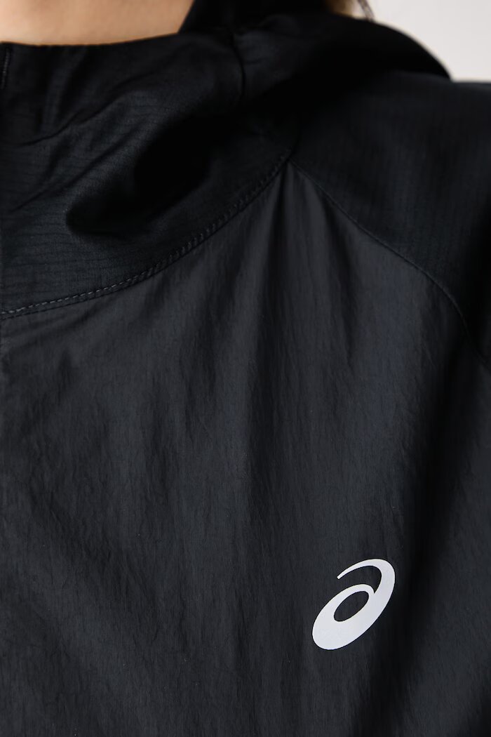 Asics спортно яке дамско ROAD PACKABLE JACKET черно 2012D076.001