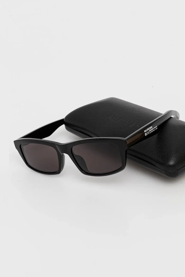 Balenciaga Слънчеви очила мъжки в черно BB0424SK