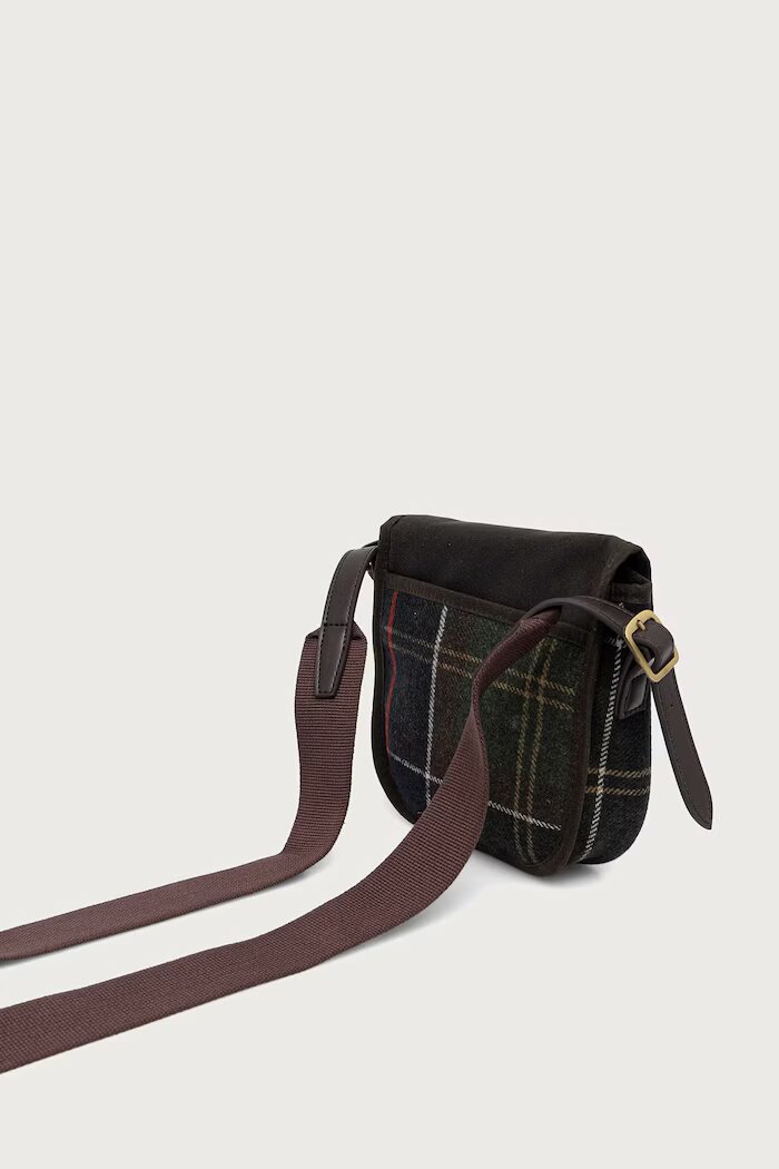 Barbour чанта с регулируема дръжка дамска зелена LBA0544