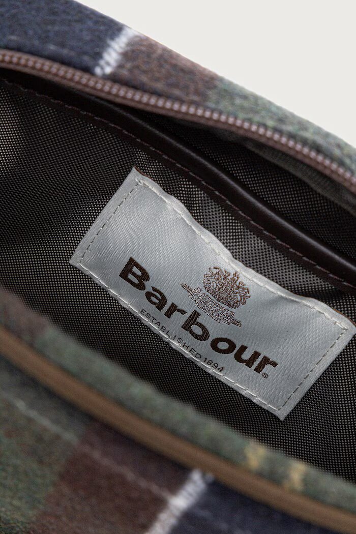Barbour чанта за кръста дамска с вълна зелена LBA0543