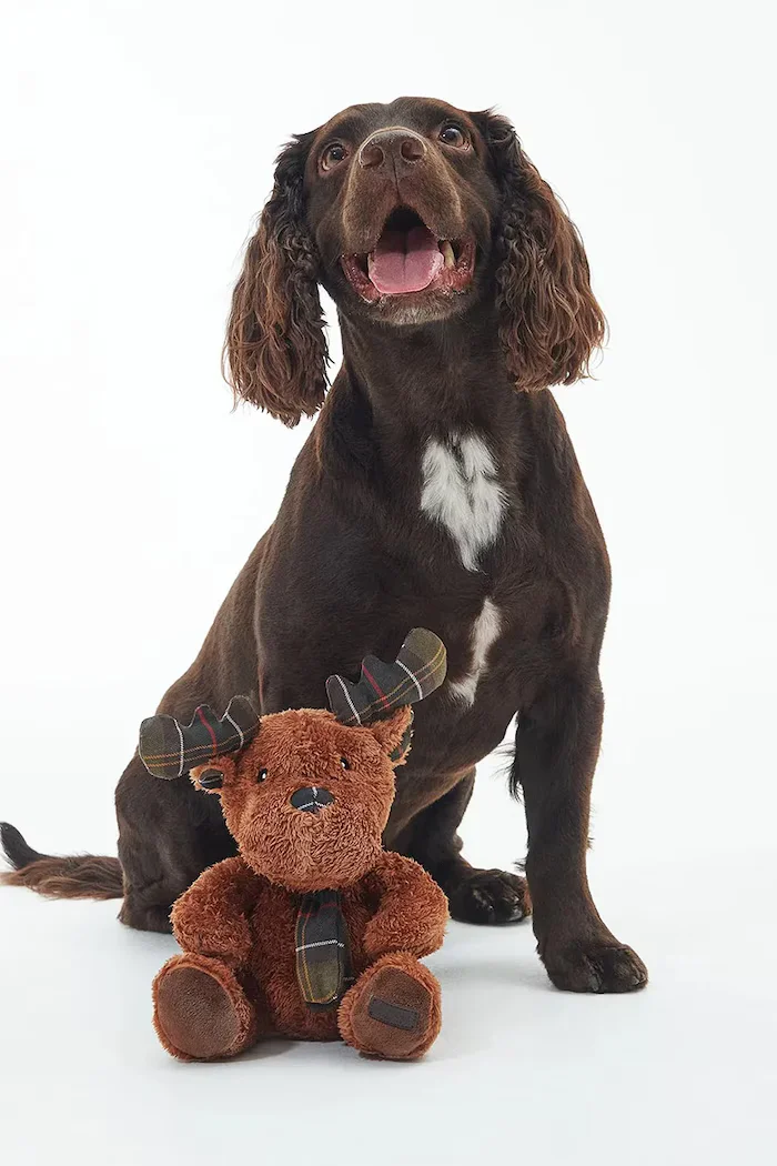 Barbour Играчка за куче Reindeer Toy 19 cm в кафяво