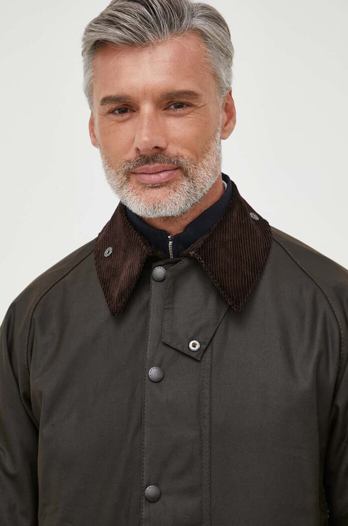 Barbour Памучно яке Classic Beaufort Wax Jacket в зелено преходен модел MWX0002