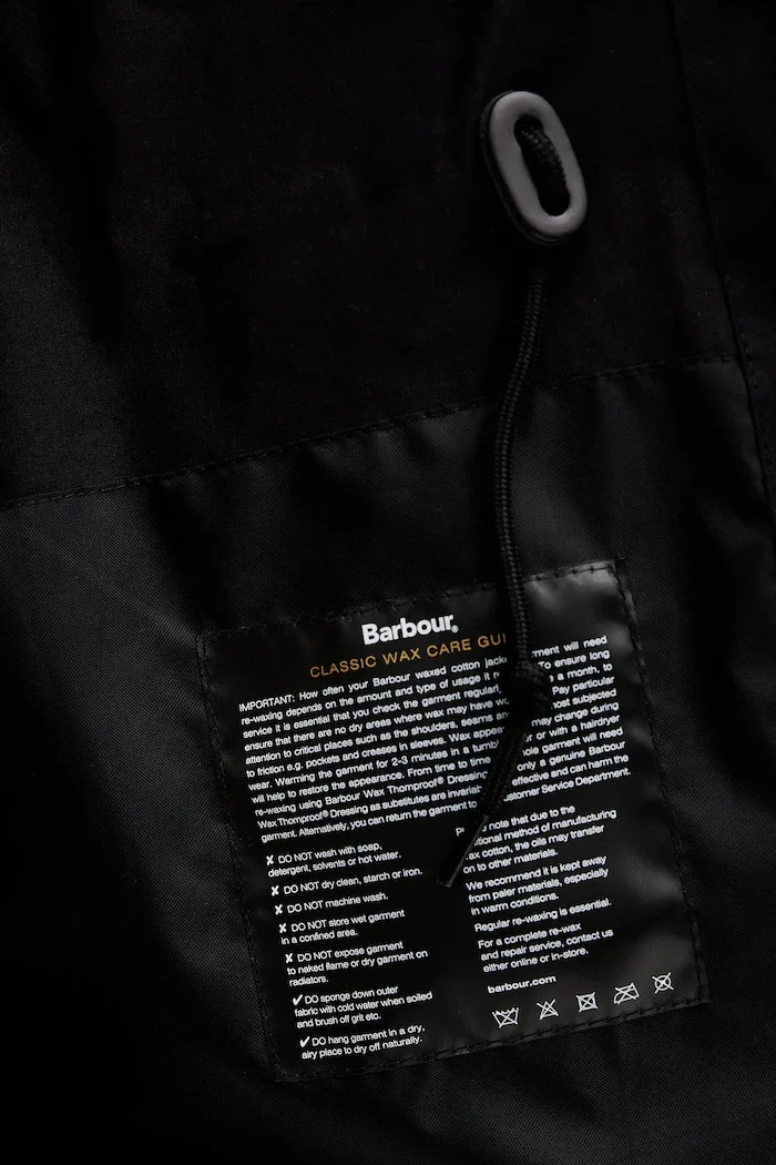 Barbour Памучно яке в черно MWX2525