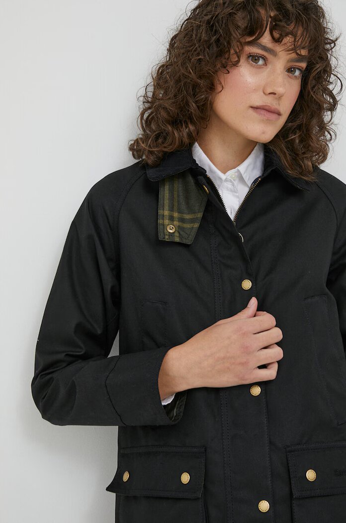 Barbour Памучно яке в черно преходен модел