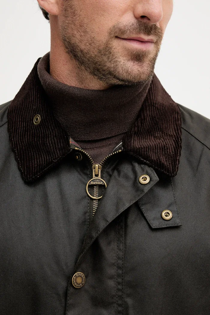 Barbour Памучно яке в зелено MWX2492
