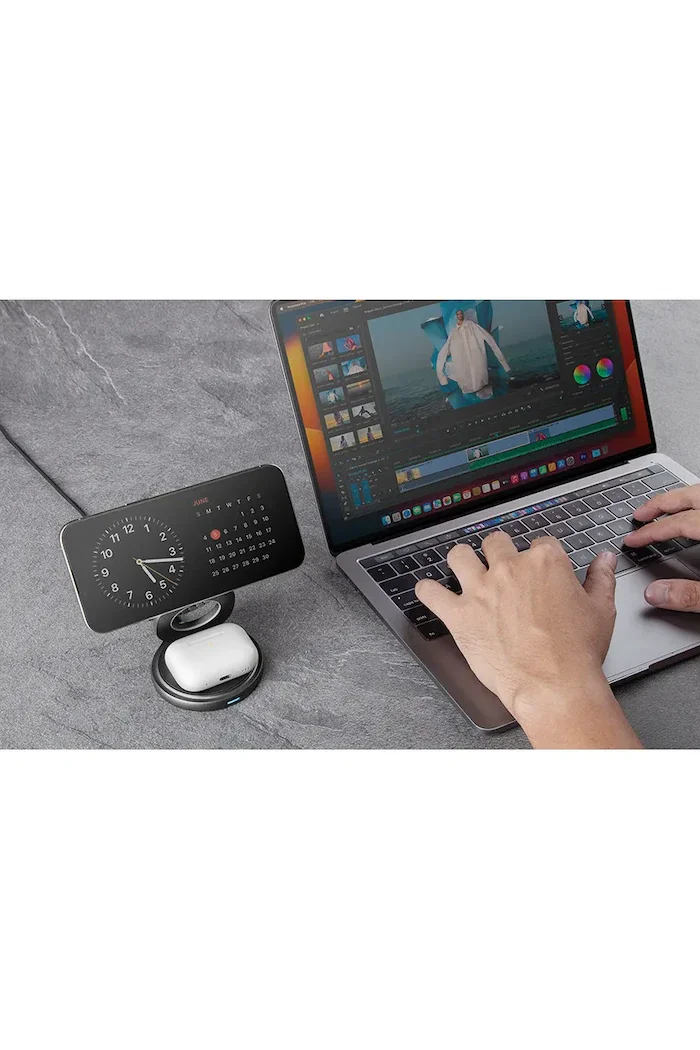 bazic Индуктивно зарядно 15W Fast Charging MagSafe в сиво GM-GYRE360-GUN
