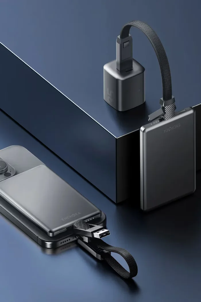 bazic Кабел за зареждане 4в1 (USB-A USB-C USB-C i Lightning) 1 m в черно CBL-GC4N1-BLK100