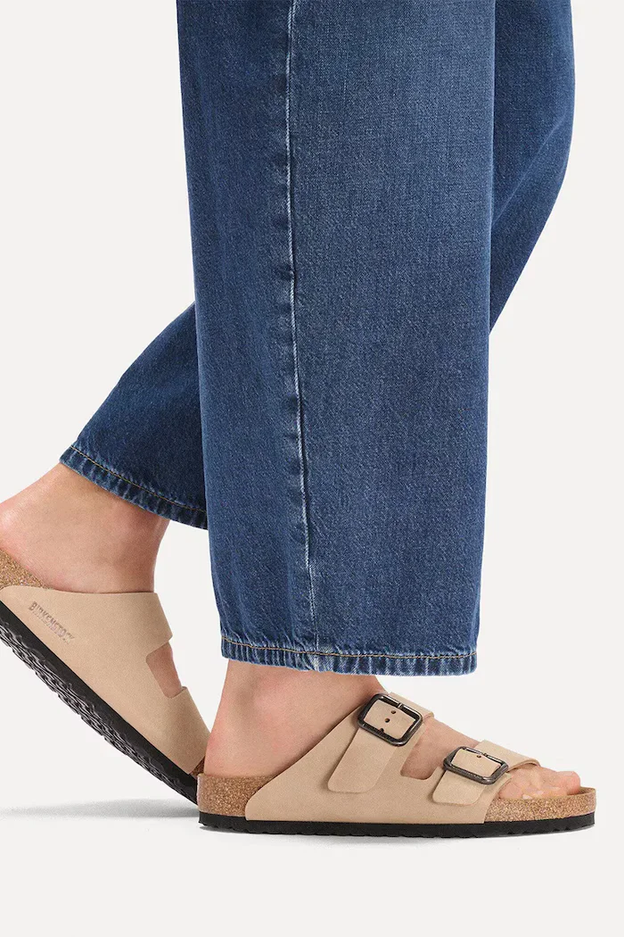 Birkenstock чехли от набук Arizona Wire Buckle бежови 1031627