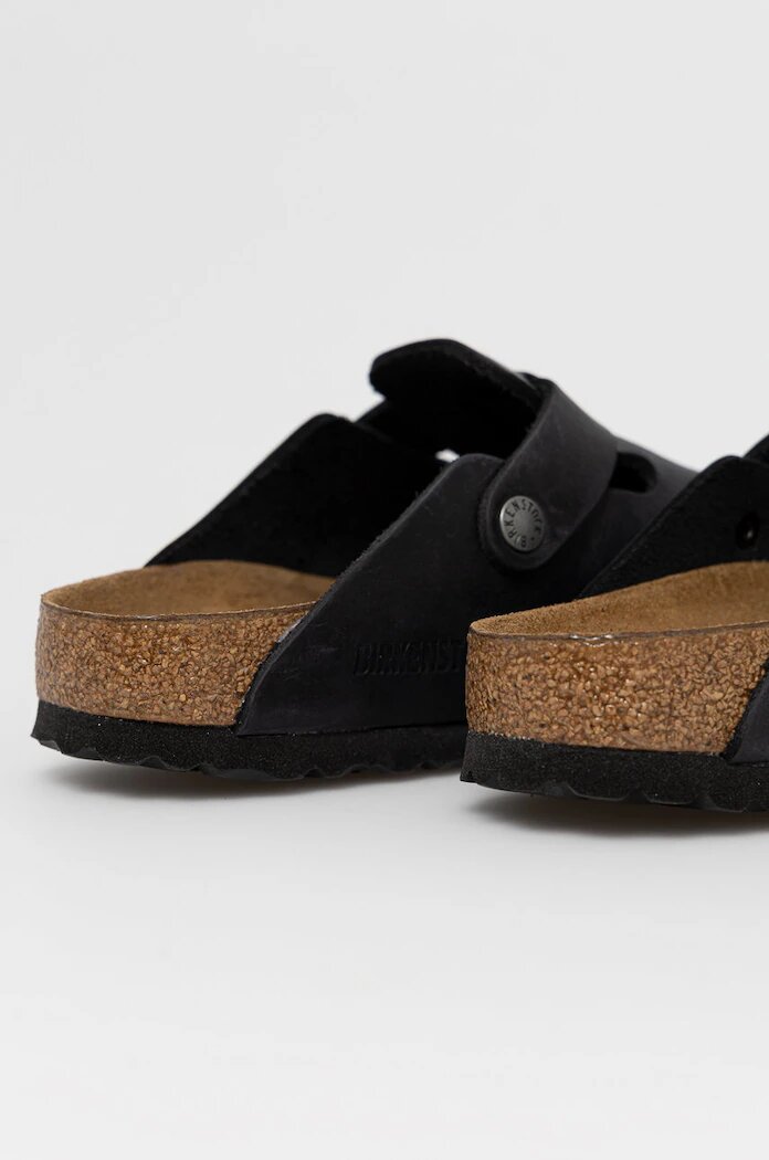 Birkenstock Кожени чехли Boston в черно 59463