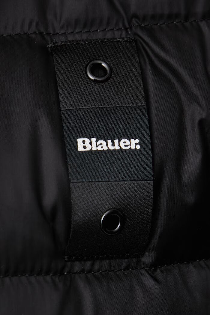 Blauer пухено яке дамско черно BLDC03037