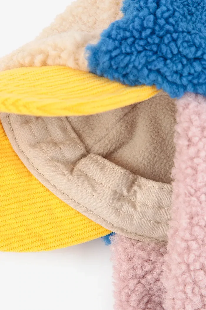 Bobo Choses Детска шапка в бежово 225AH006