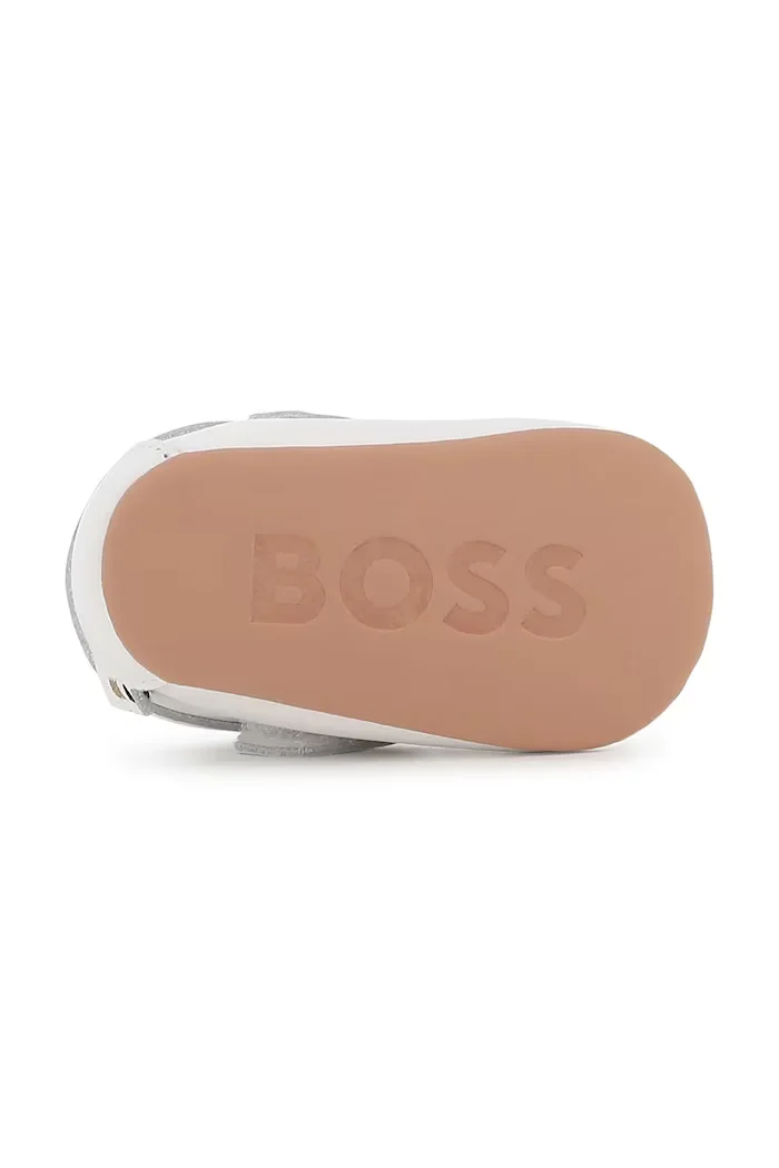 BOSS обувки за бебе от кожа бежови J53551
