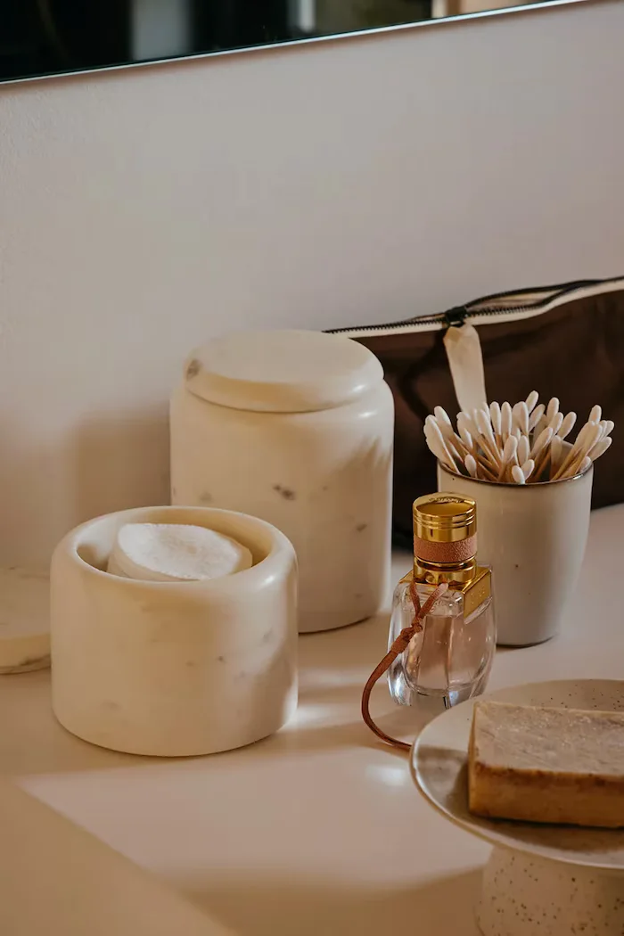 Broste Copenhagen контейнер за баня от мрамор 10 x 8 cm 70410023