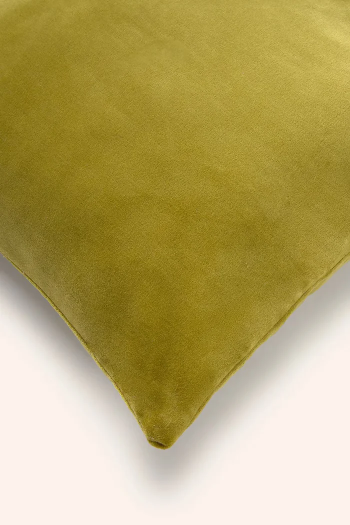 Calma House Памучна калъфка за декоративна възглавница Velour 45 x 45 cm в бежово