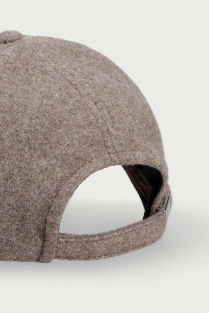 CALVIN KLEIN бейзболна шапка дамска бежова LV04F5092G