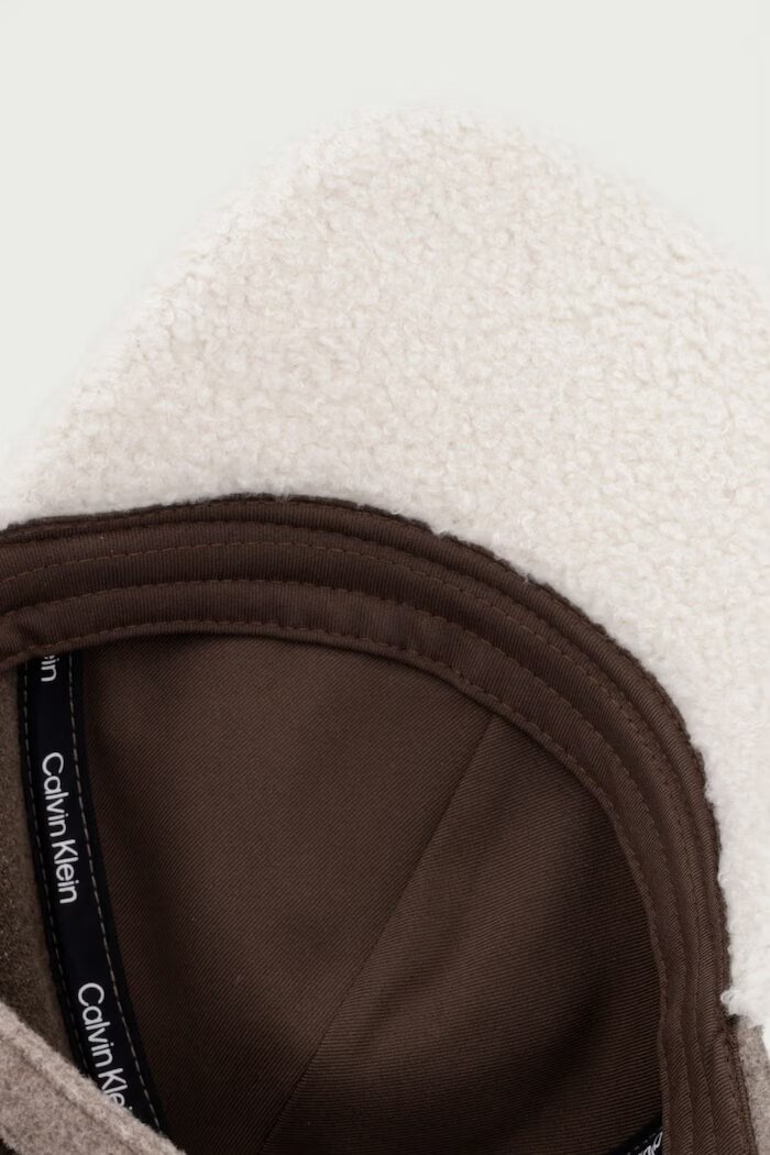 CALVIN KLEIN бейзболна шапка дамска бежова LV04F5092G