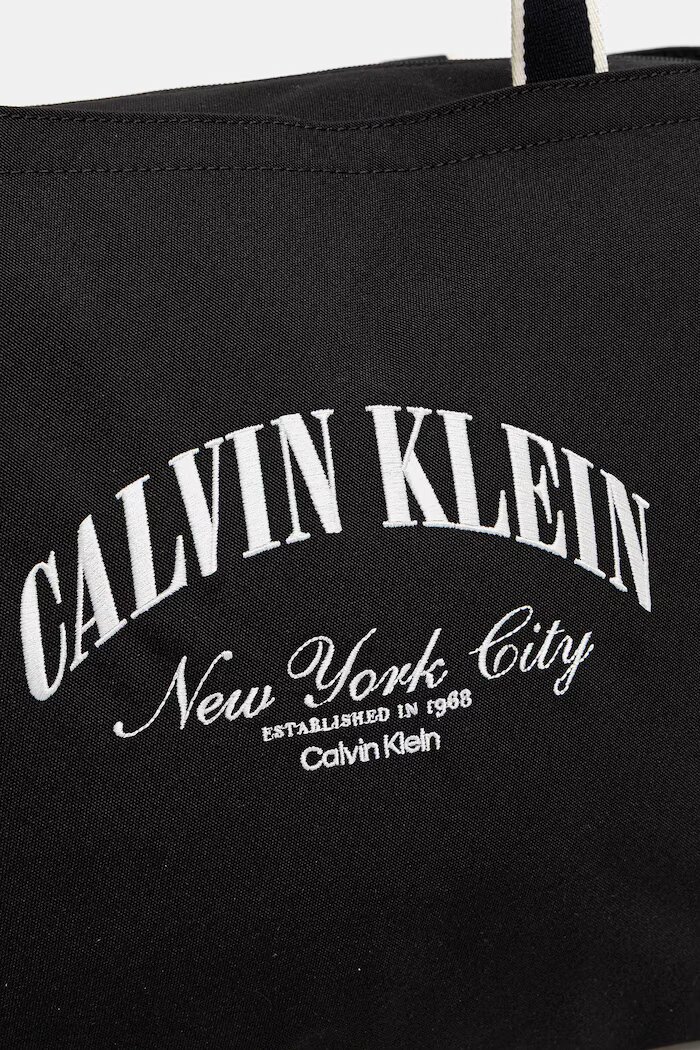 CALVIN KLEIN чанта черна LV04D3348G