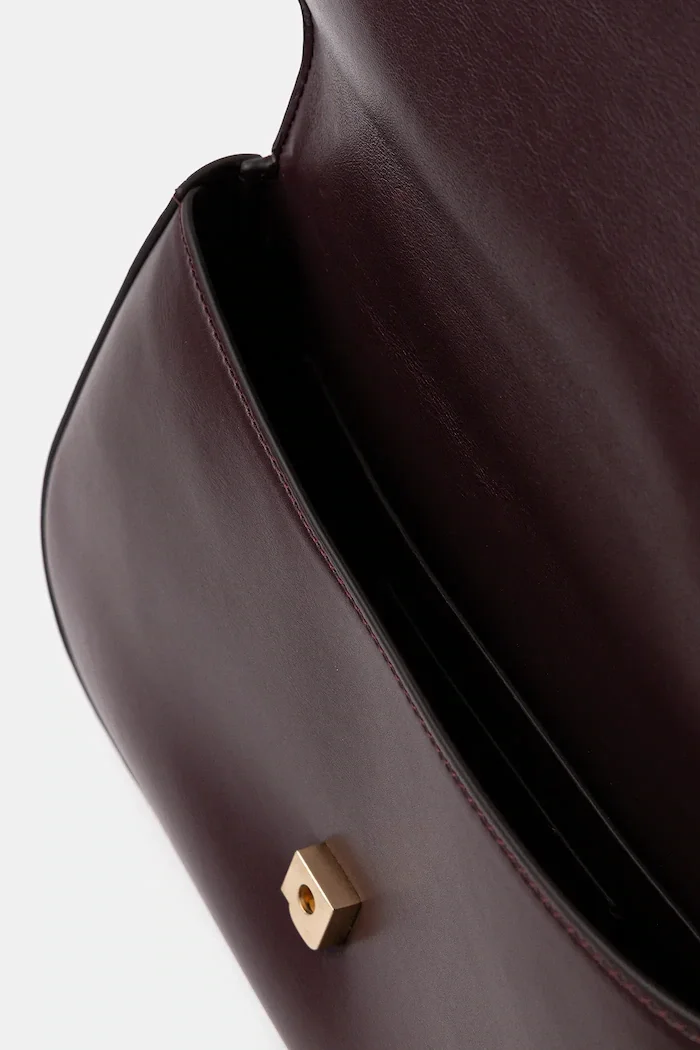 CALVIN KLEIN чанта crossbody дамска от имитация на кожа бордо LV04F3171G