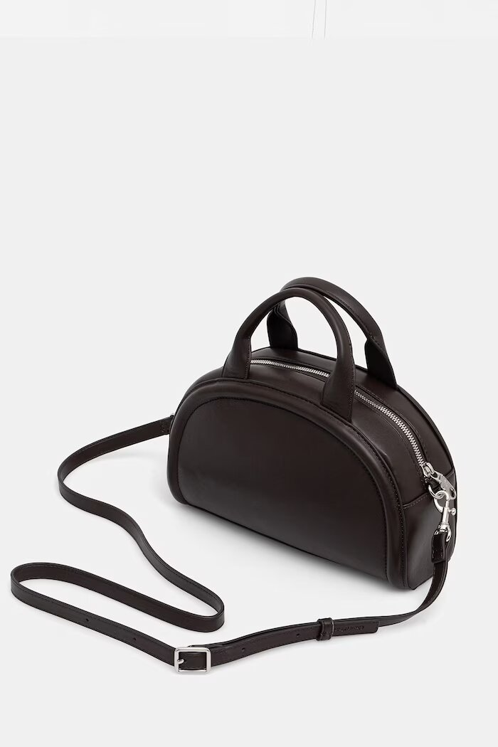 CALVIN KLEIN чанта crossbody дамска от имитация на кожа кафява LV04F3895G
