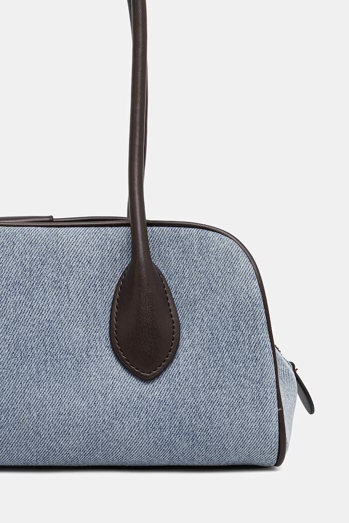 CALVIN KLEIN чанта дамска от деним синя LV04F3830G