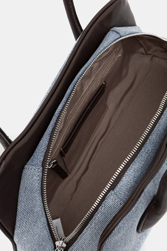 CALVIN KLEIN чанта дамска от деним синя LV04F3830G