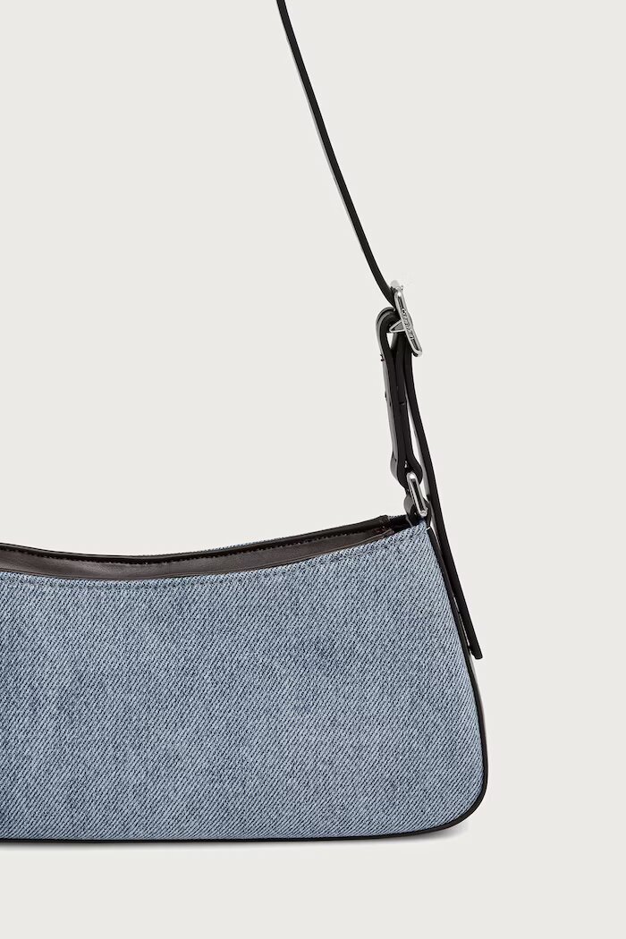 CALVIN KLEIN чанта дамска от деним синя LV04F3883G