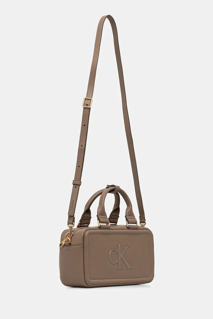 CALVIN KLEIN чанта дамска от имитация на кожа бежова LV04F3411G