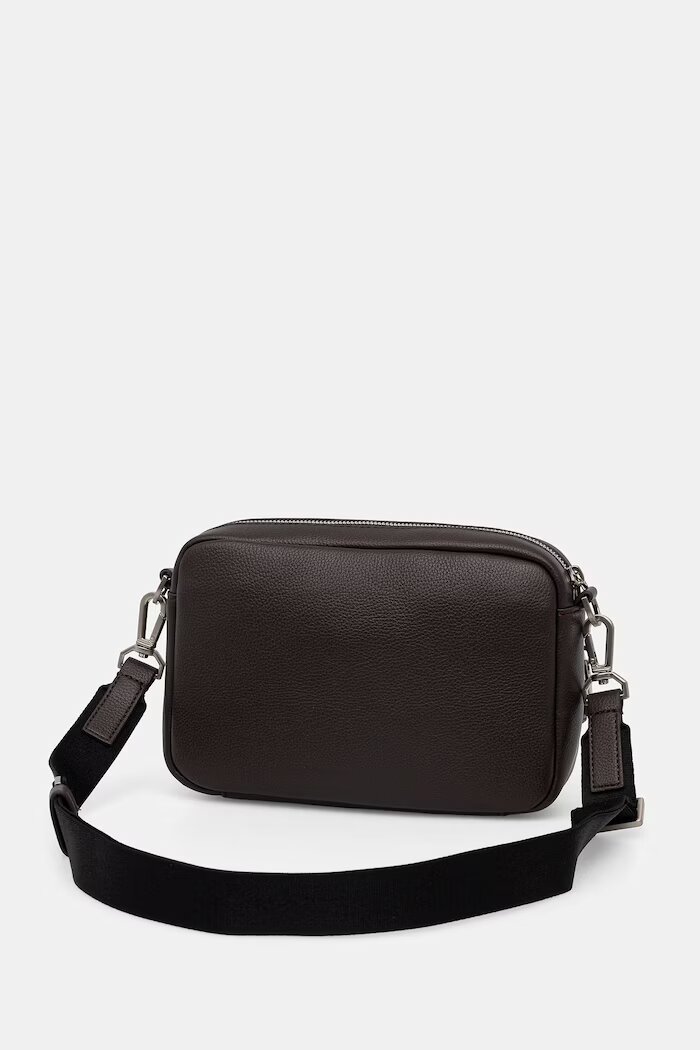 CALVIN KLEIN чанта през рамо мъжка от имитация на кожа кафява LV04D3159G