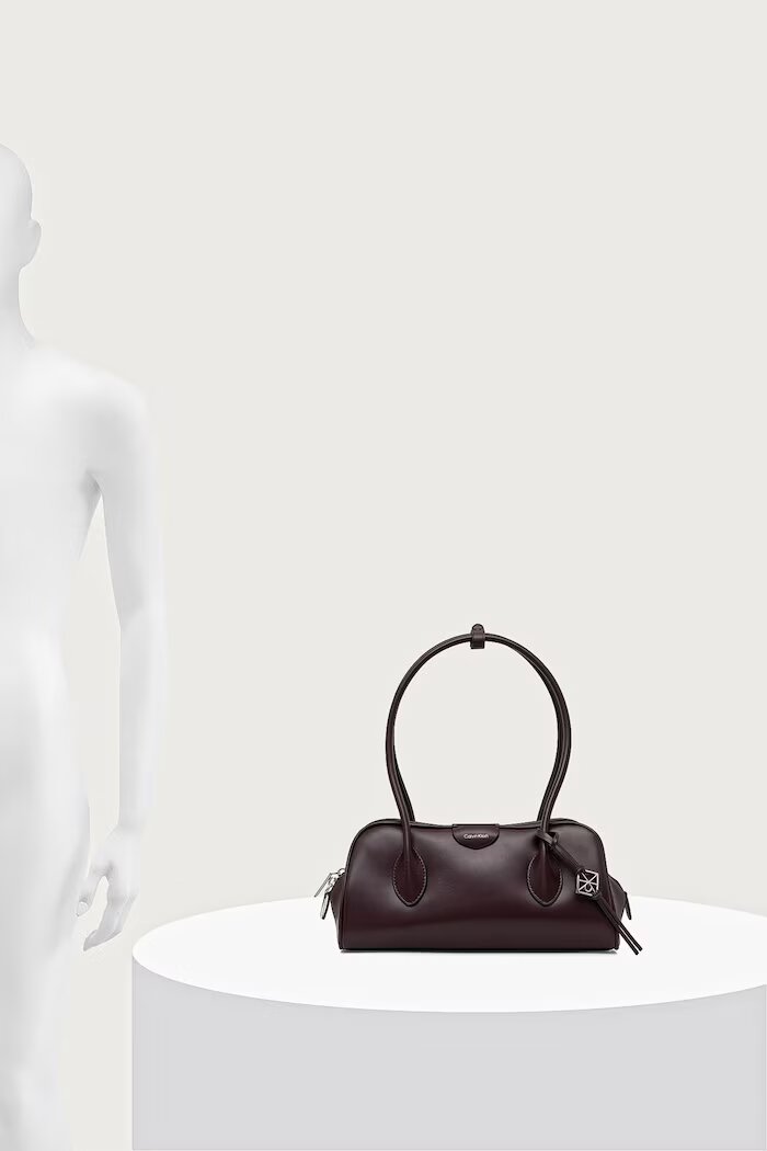 CALVIN KLEIN чанта тип багета дамска от имитация на кожа бордо LV04F3369G