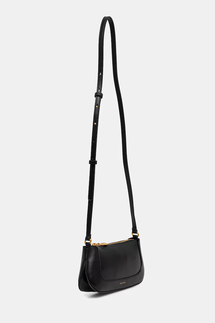 CALVIN KLEIN Чанта в черно LV04F1046G