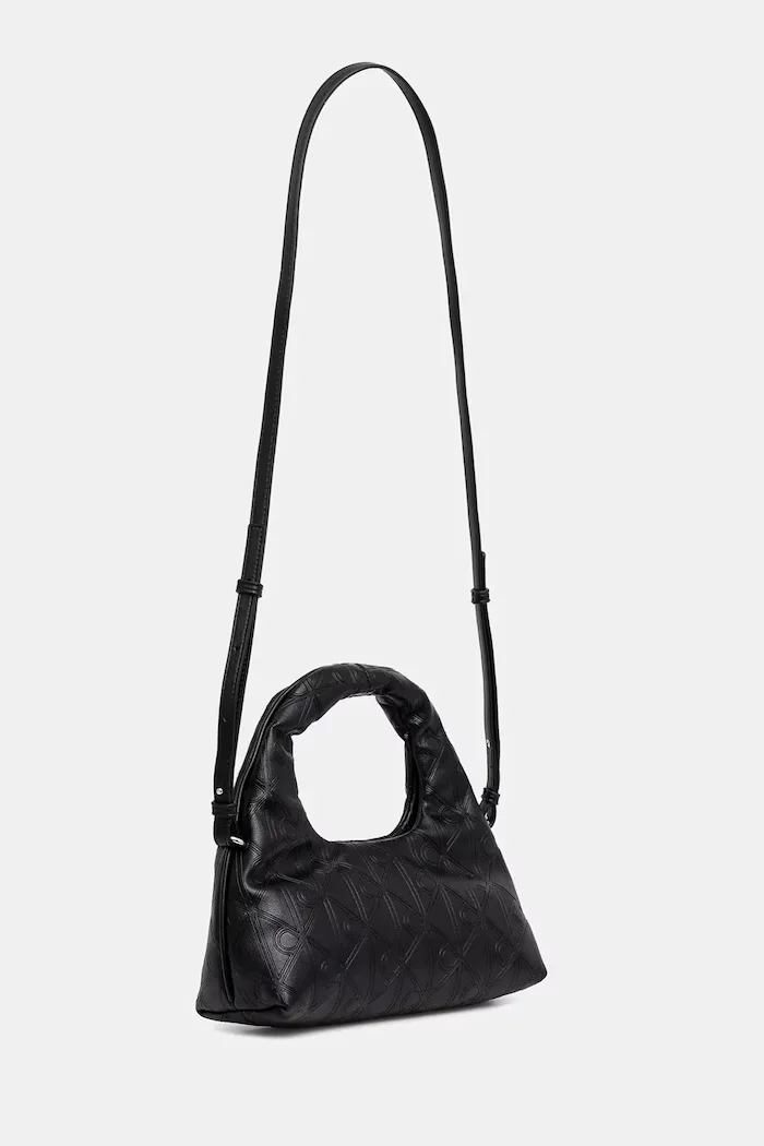 CALVIN KLEIN Чанта в черно LV04F3200G