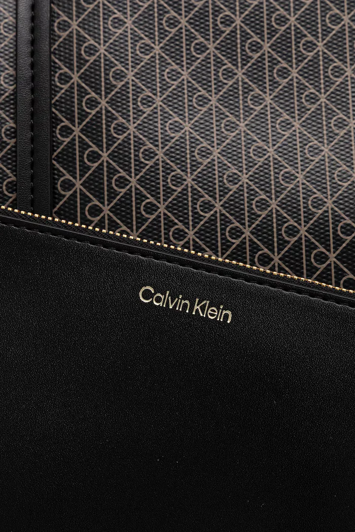 CALVIN KLEIN Чанта в кафяво LV04F3267G
