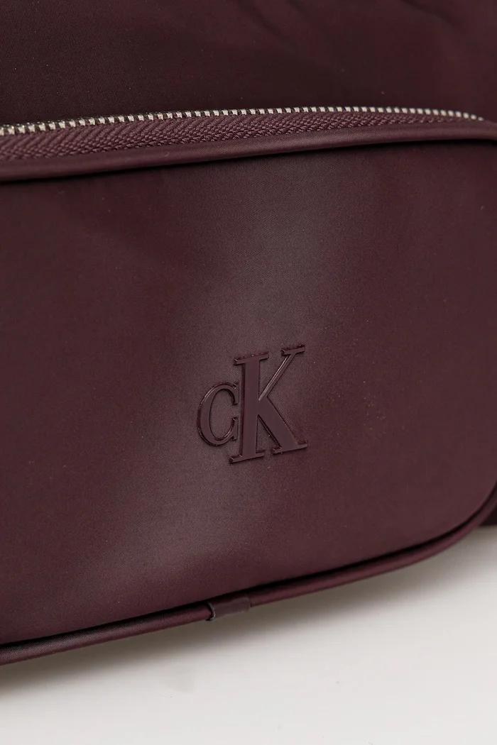 CALVIN KLEIN Чанта в лилаво LV04F3132G