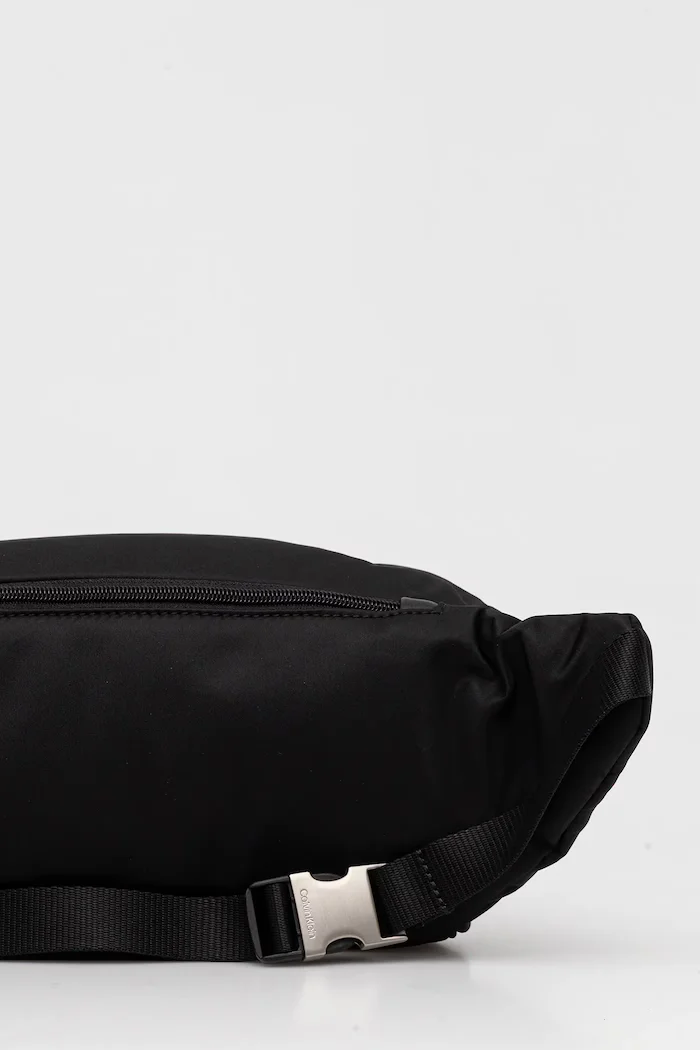 CALVIN KLEIN чанта за кръста мъжка черна LV04D3148G