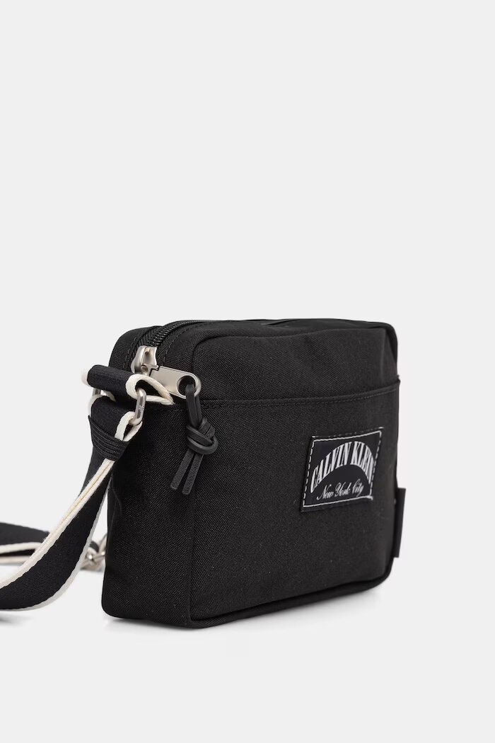 CALVIN KLEIN чанта за рамо черна LV04D3369G
