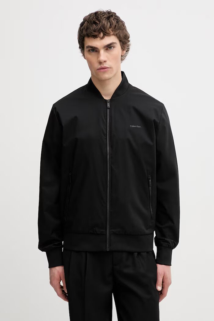 CALVIN KLEIN черен LV040FM512