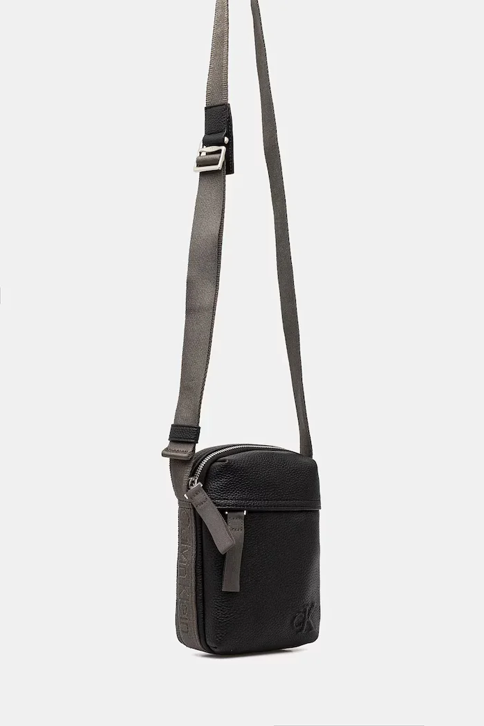 CALVIN KLEIN JEANS Чанта през рамо мъжка в черно LV04G3080G
