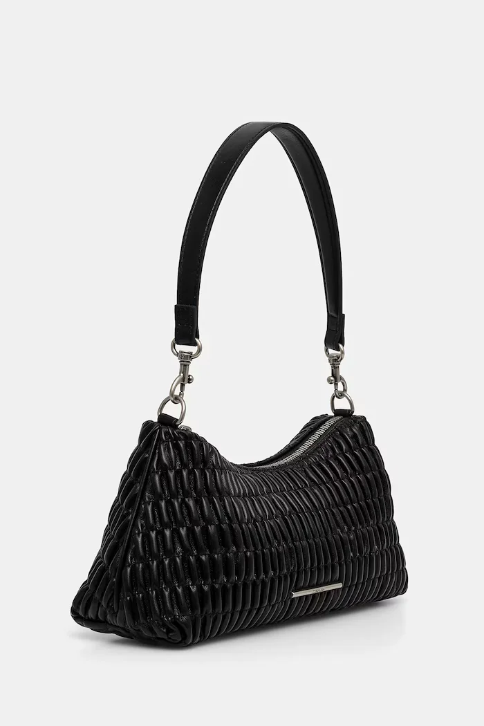 CALVIN KLEIN JEANS Чанта в черно LV04K3088G
