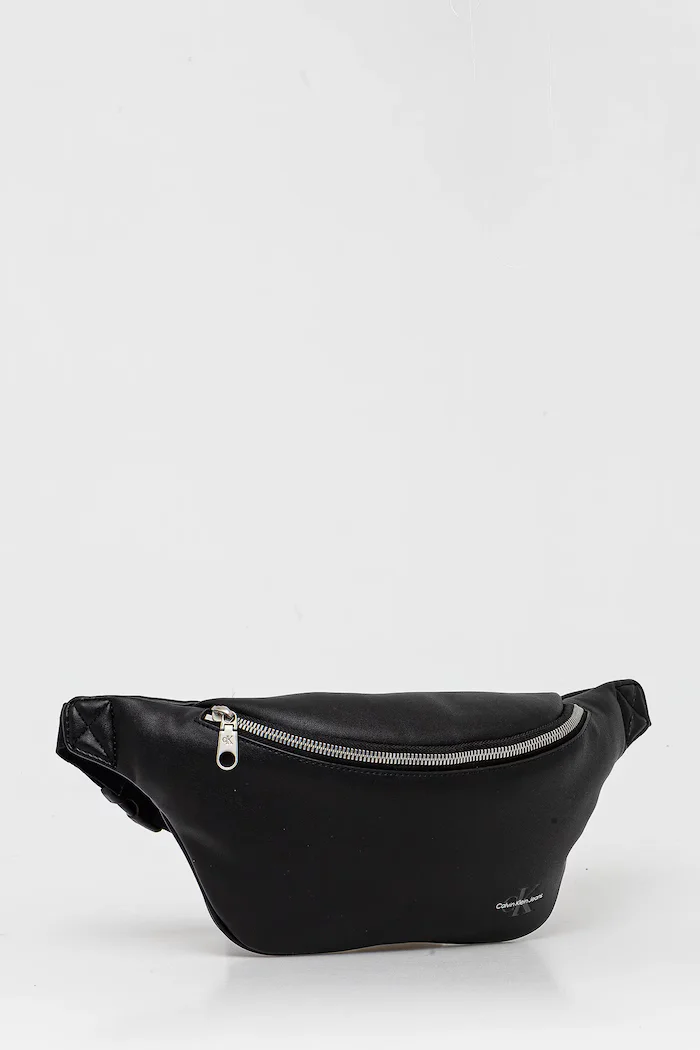 CALVIN KLEIN JEANS Чанта за кръст в черно LV04G3012G
