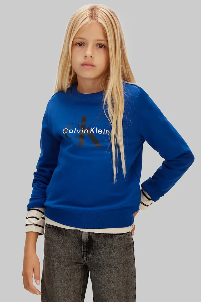 CALVIN KLEIN JEANS Детски памучен суичър в синьо с принт IU0IU00714
