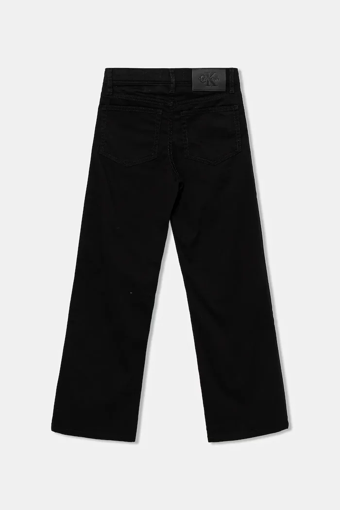 CALVIN KLEIN JEANS Детски панталон в черно с изчистен дизайн IG0IG03005